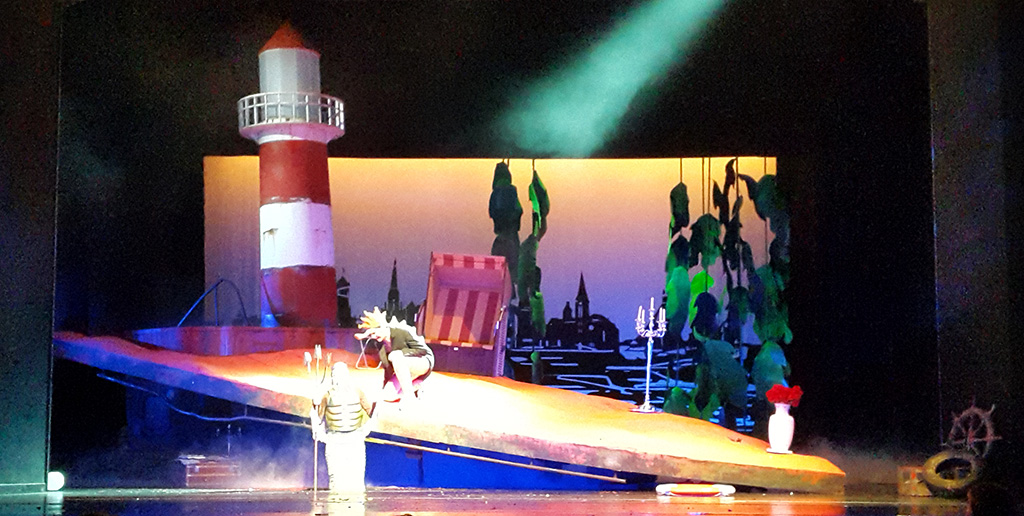 Nach dem Maerchen von Hans Christian Andersen - Regie: A. Grossgasteiger - Salzburger Landestheater