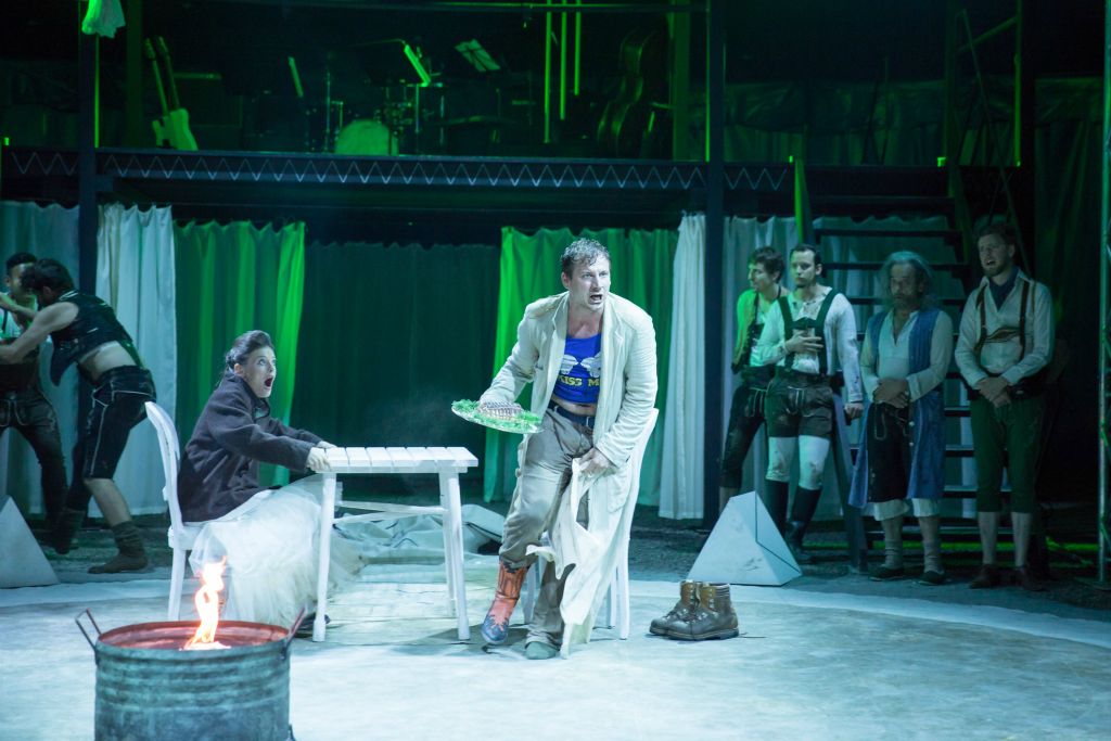 W. Shakespeare - Regie: M. Voellenklee - Tiroler Volksschauspiele Telfs/ Zirkuszelt am Thoehni-Festplatz- Photos © B.Schranz
