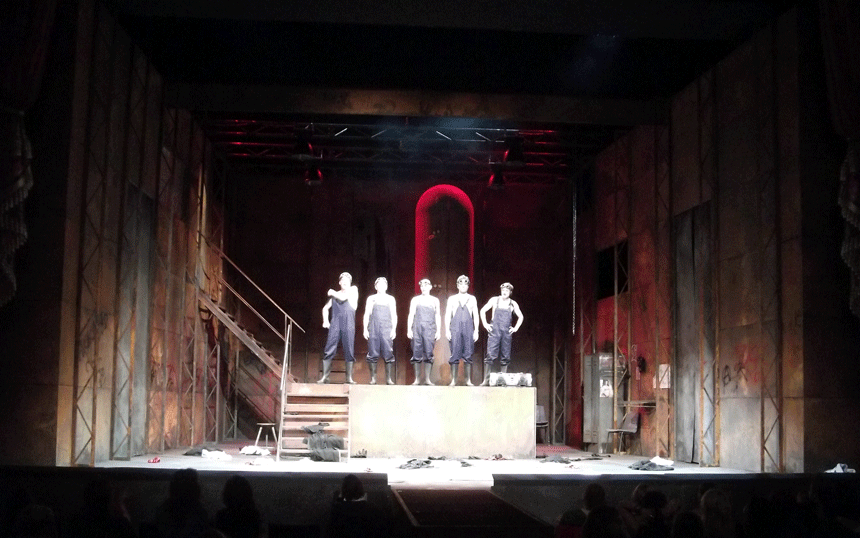 S.Sinclair/A. McCarten - Regie: M. Lerchenberg - Regensburg/ Theater am Bismarckplatz