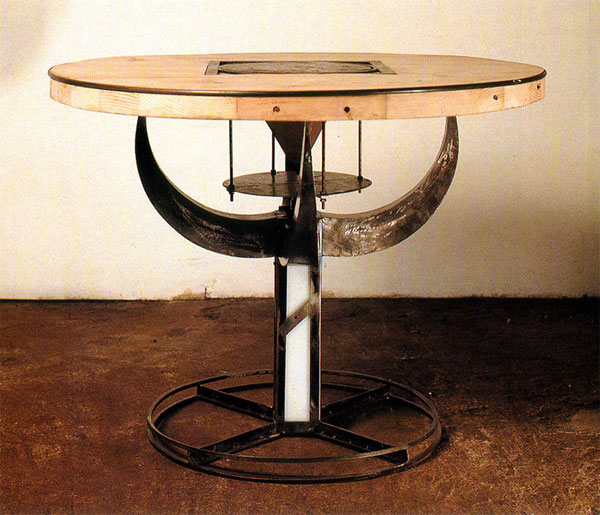 Sculpture Table, view 1