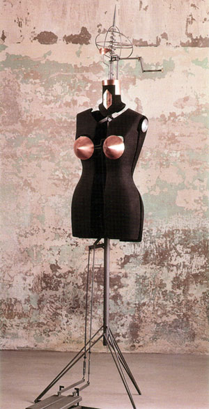 Sculpture Untitled, view 8