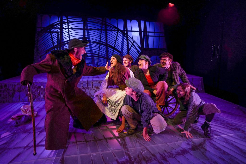 Bühnen- und Kostümbild Oliver Twist, Ansicht 7